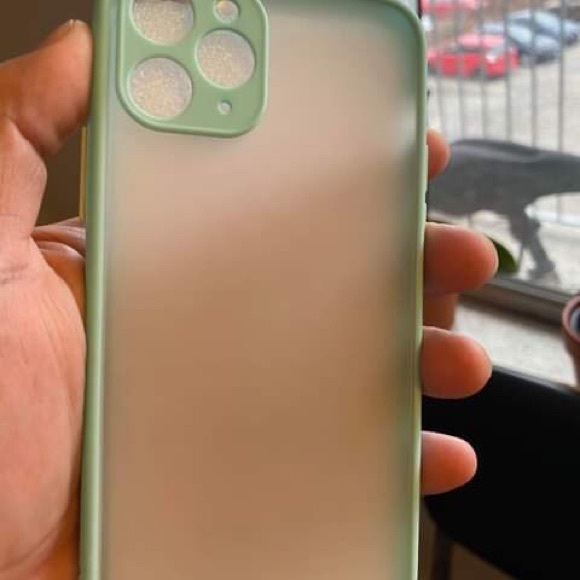 I phone 12 pro phone case - Picture 3 of 4